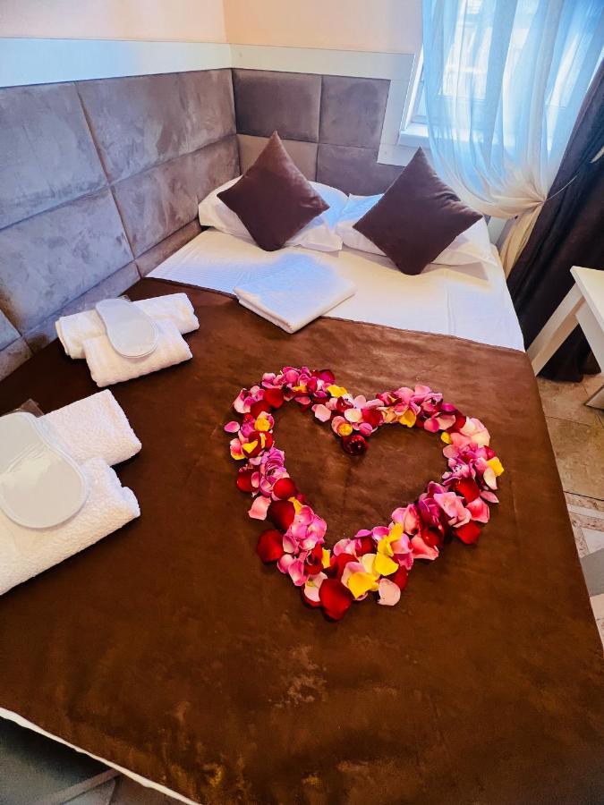 Marnar Hotel エレバン エクステリア 写真