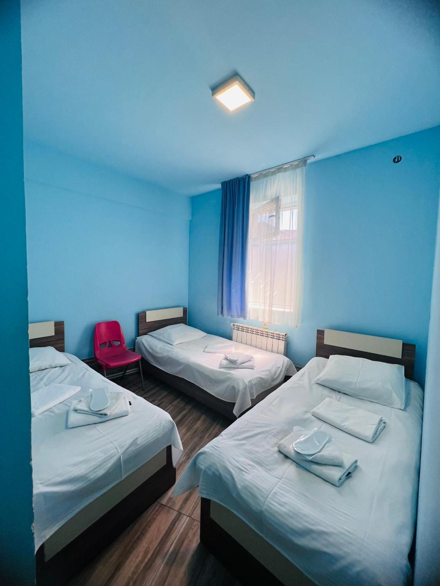 Marnar Hotel エレバン エクステリア 写真