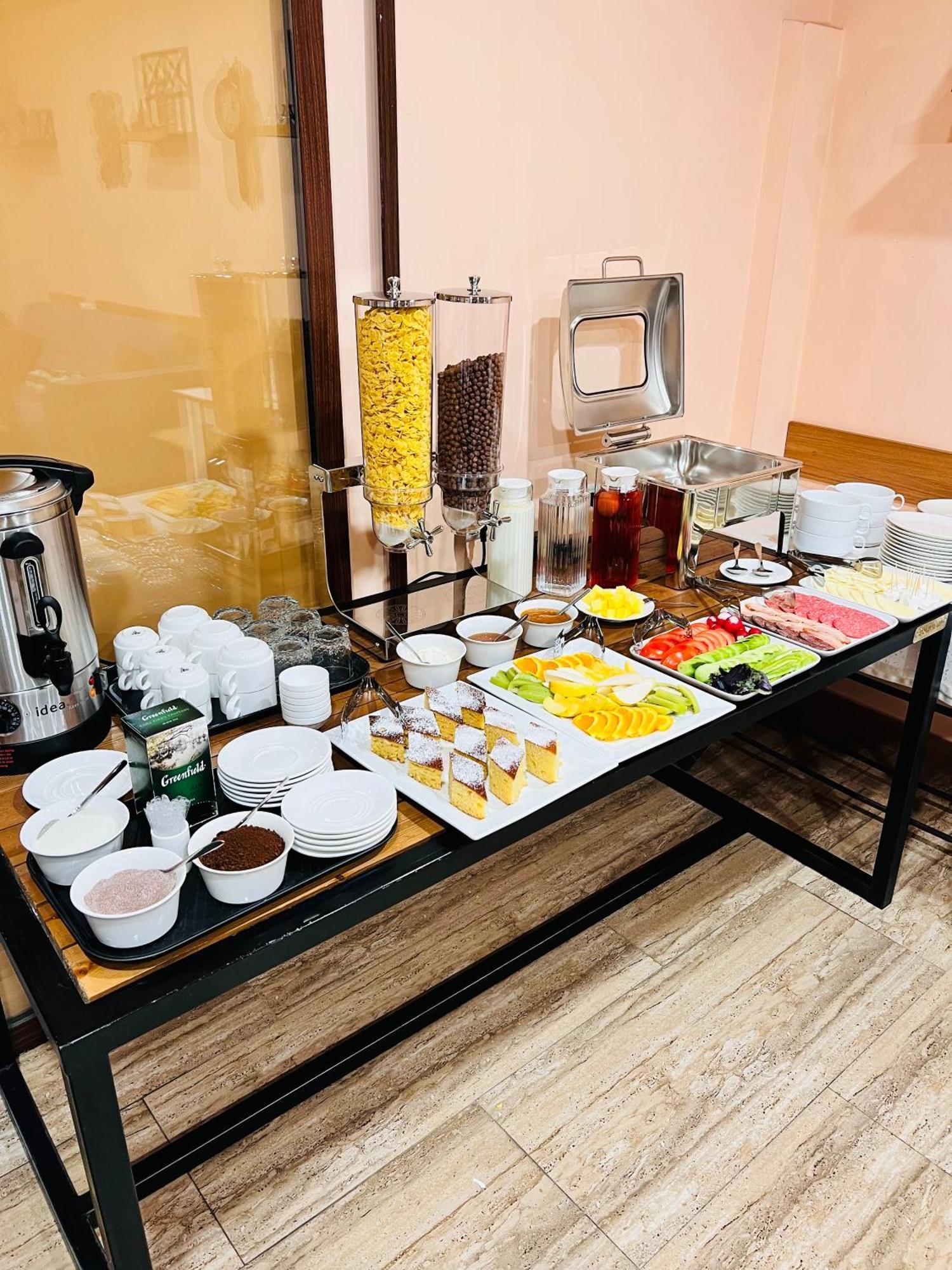 Marnar Hotel エレバン エクステリア 写真